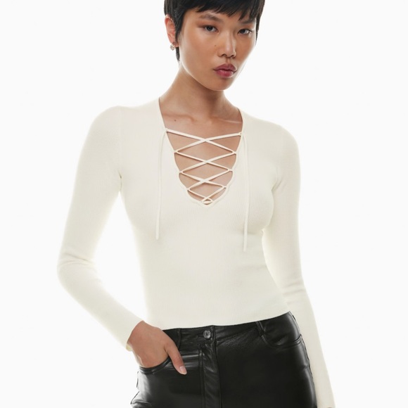 Aritizia Wilfred tether sweater - Picture 2 of 5